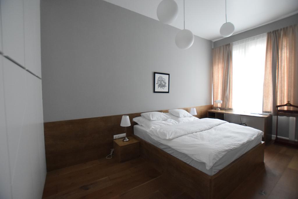 Luxury Apartment By Hi5 - Szervita Suite Будапеща Екстериор снимка