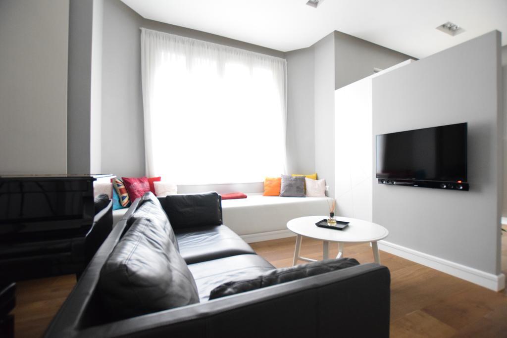 Luxury Apartment By Hi5 - Szervita Suite Будапеща Екстериор снимка
