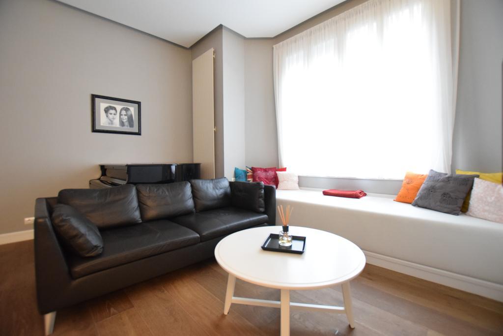 Luxury Apartment By Hi5 - Szervita Suite Будапеща Екстериор снимка