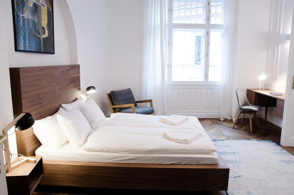 Luxury Apartment By Hi5 - Szervita Suite Будапеща Екстериор снимка