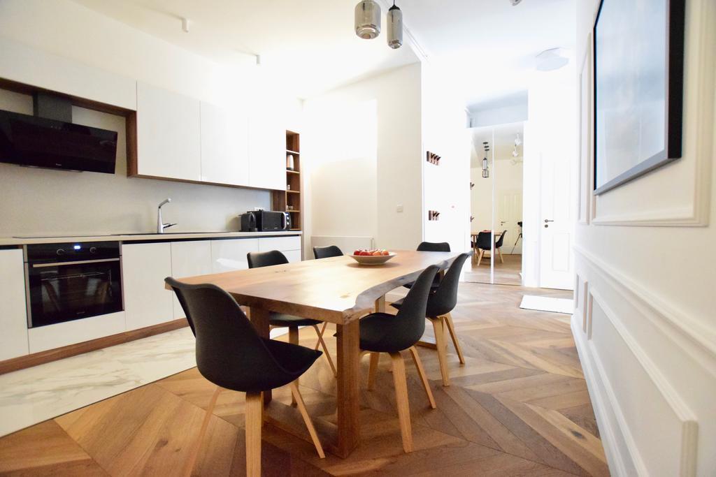 Luxury Apartment By Hi5 - Szervita Suite Будапеща Екстериор снимка